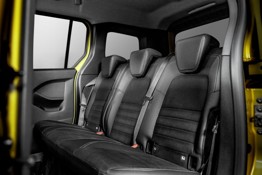 2023 Mercedes-Benz T180d - Interior, Rear Seats Wallpaper 850x567 #30